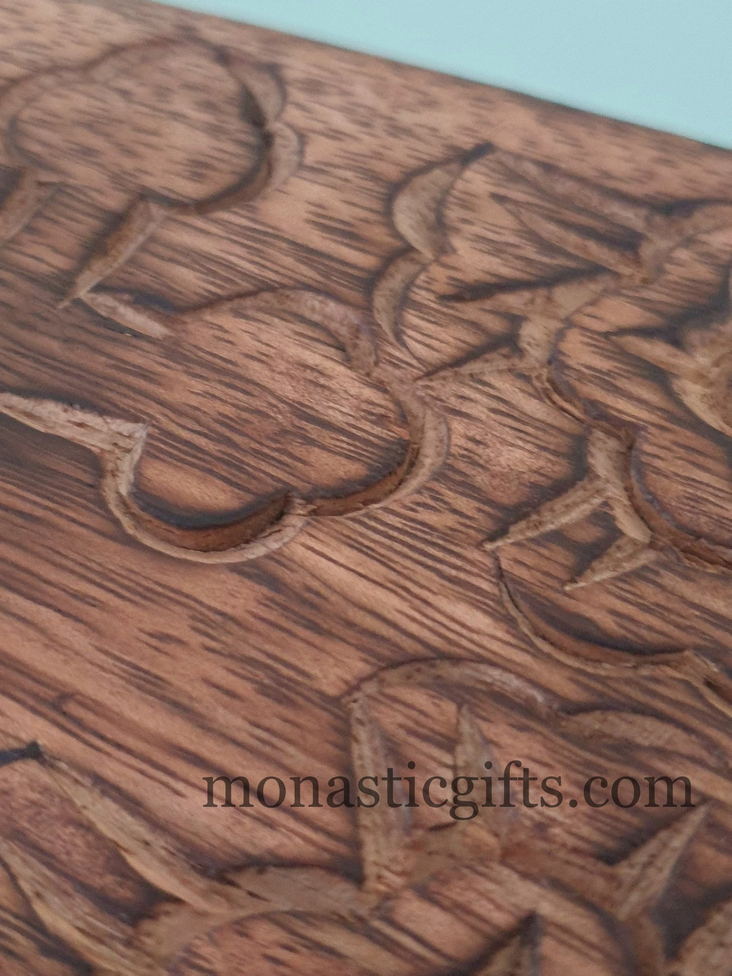 Orthodox Hand-Carved Walnut Wood Keepsake Box — Rustic Decorative Jewelry & Artifact Chest (15x9.5x6 cm)