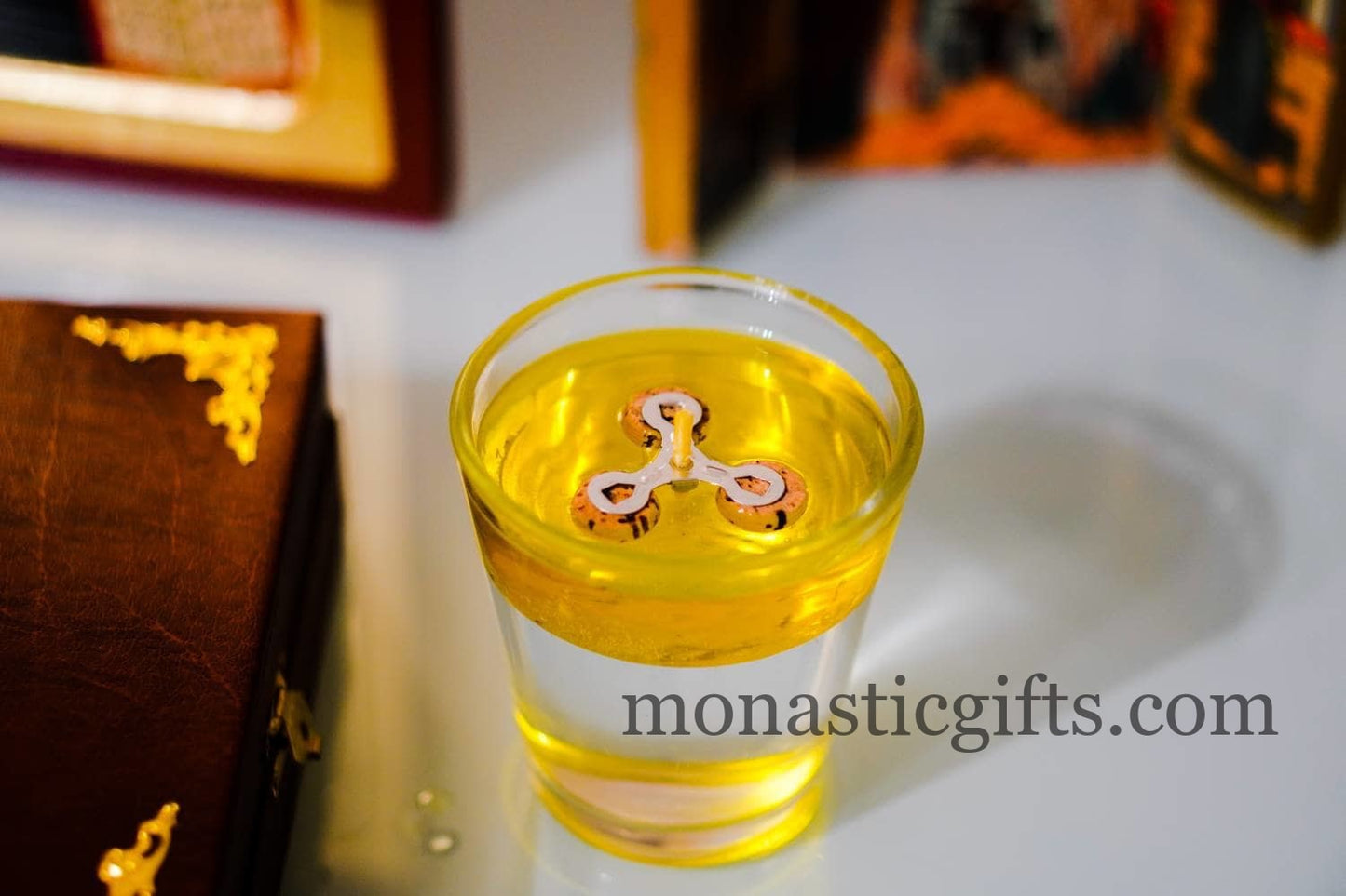 Vigil Oil Candle Float Trianqular Set Of 4 Pcs HandMade premium Quality