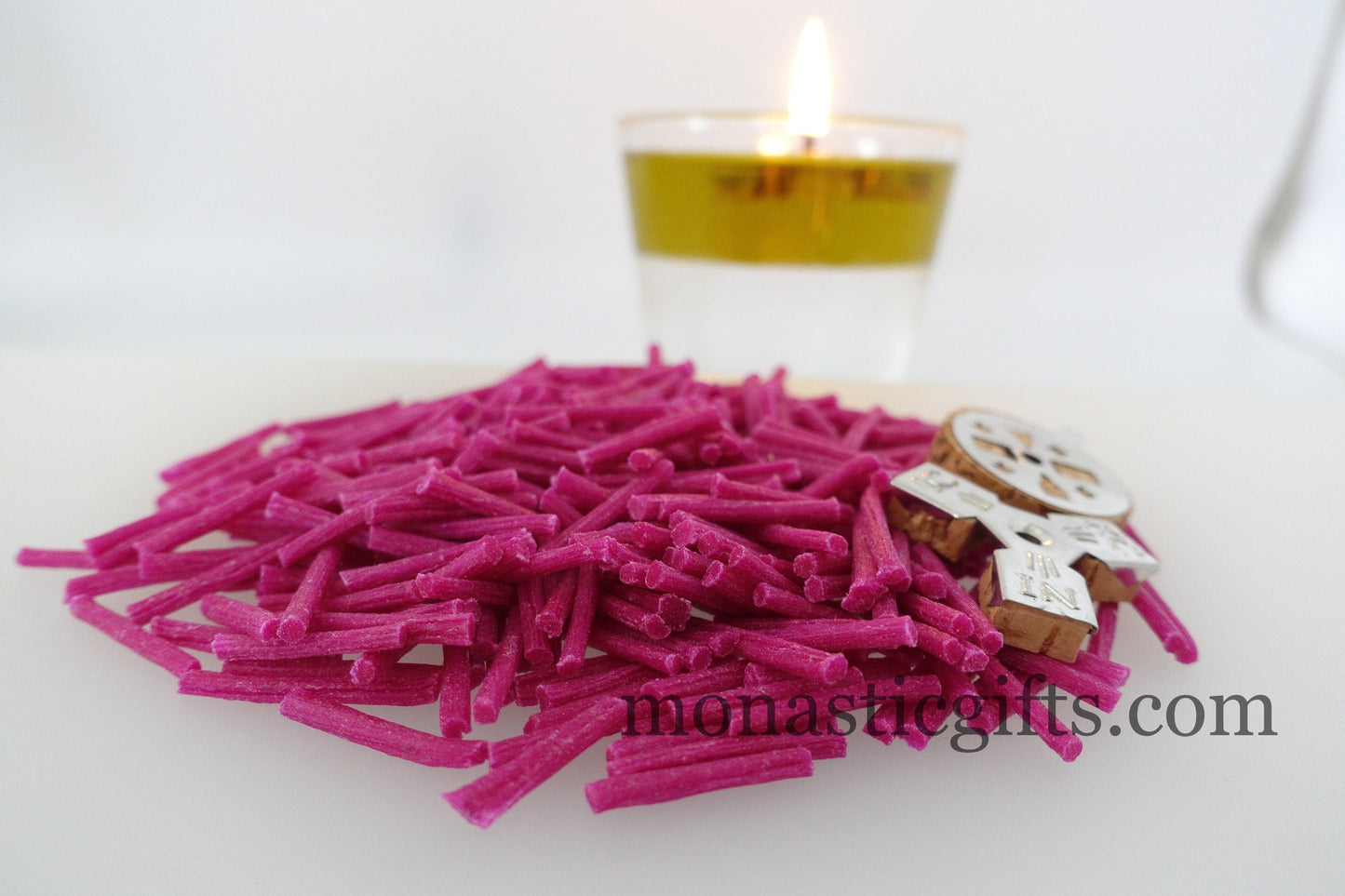 Parafin Wicks with 2 corks floats (Triangular and round) For Vigil Oil Lamps (Approx 400pcs) plus a gift Cork Float