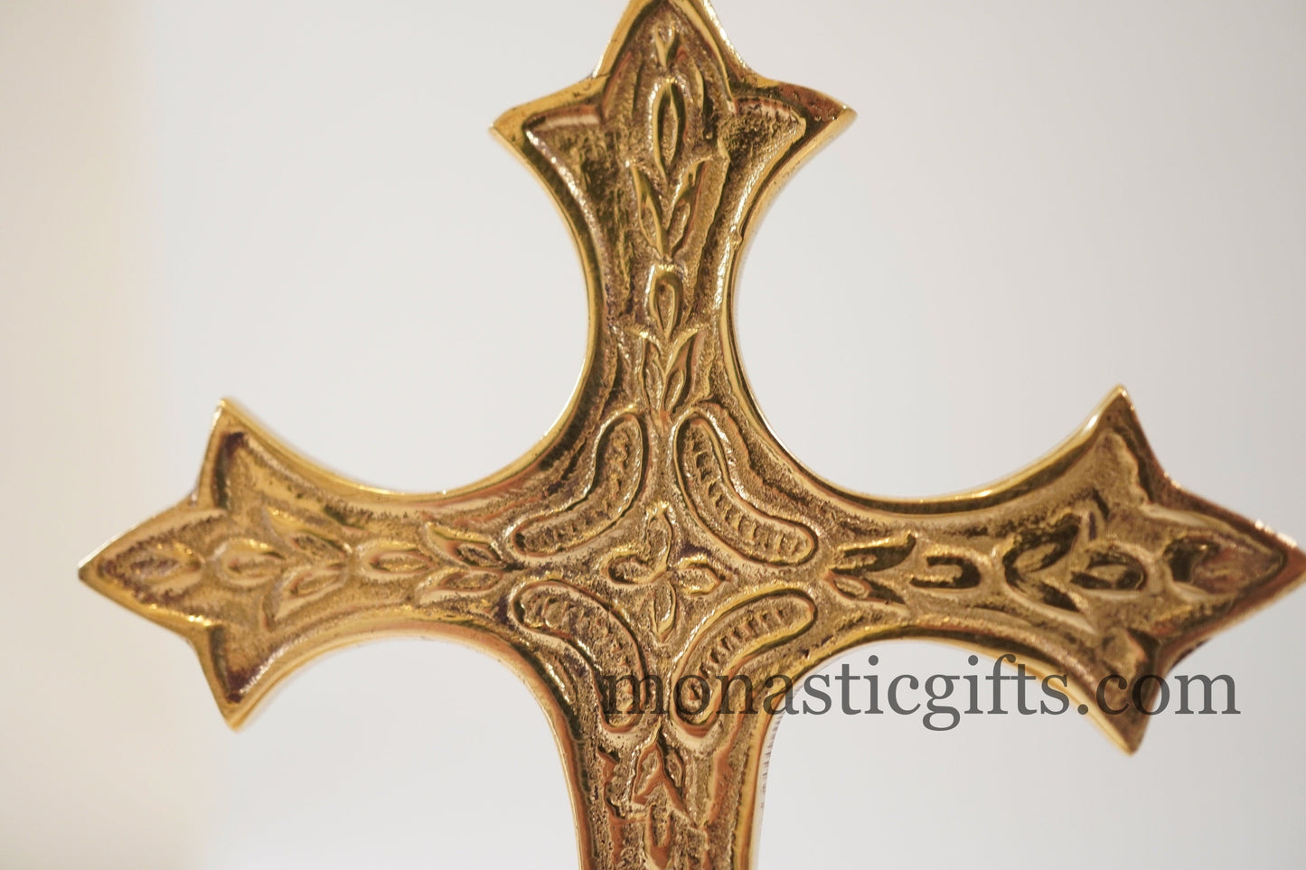 Standing Cross Altar Carved brass - Croce da altare Home Decor a perfect Christian Gift