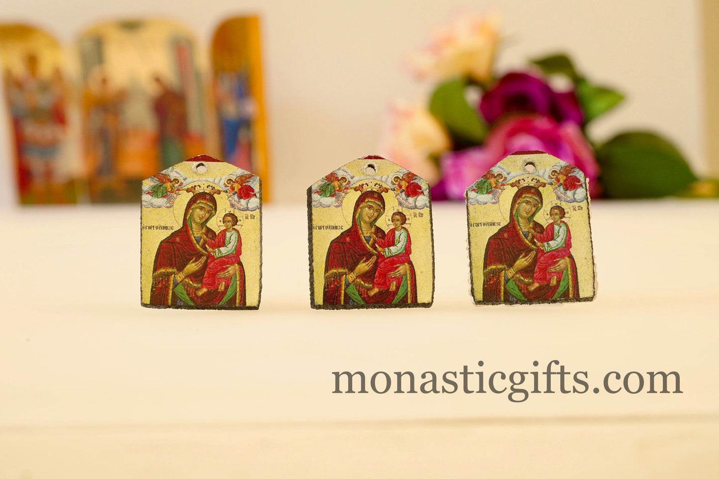 Tiny icons Virgin Mary Gorgoipikoos 3pcs - Wood Byzantine Christian Tiny Orthodox Icon amazing idea to make orthodox Christians gifts