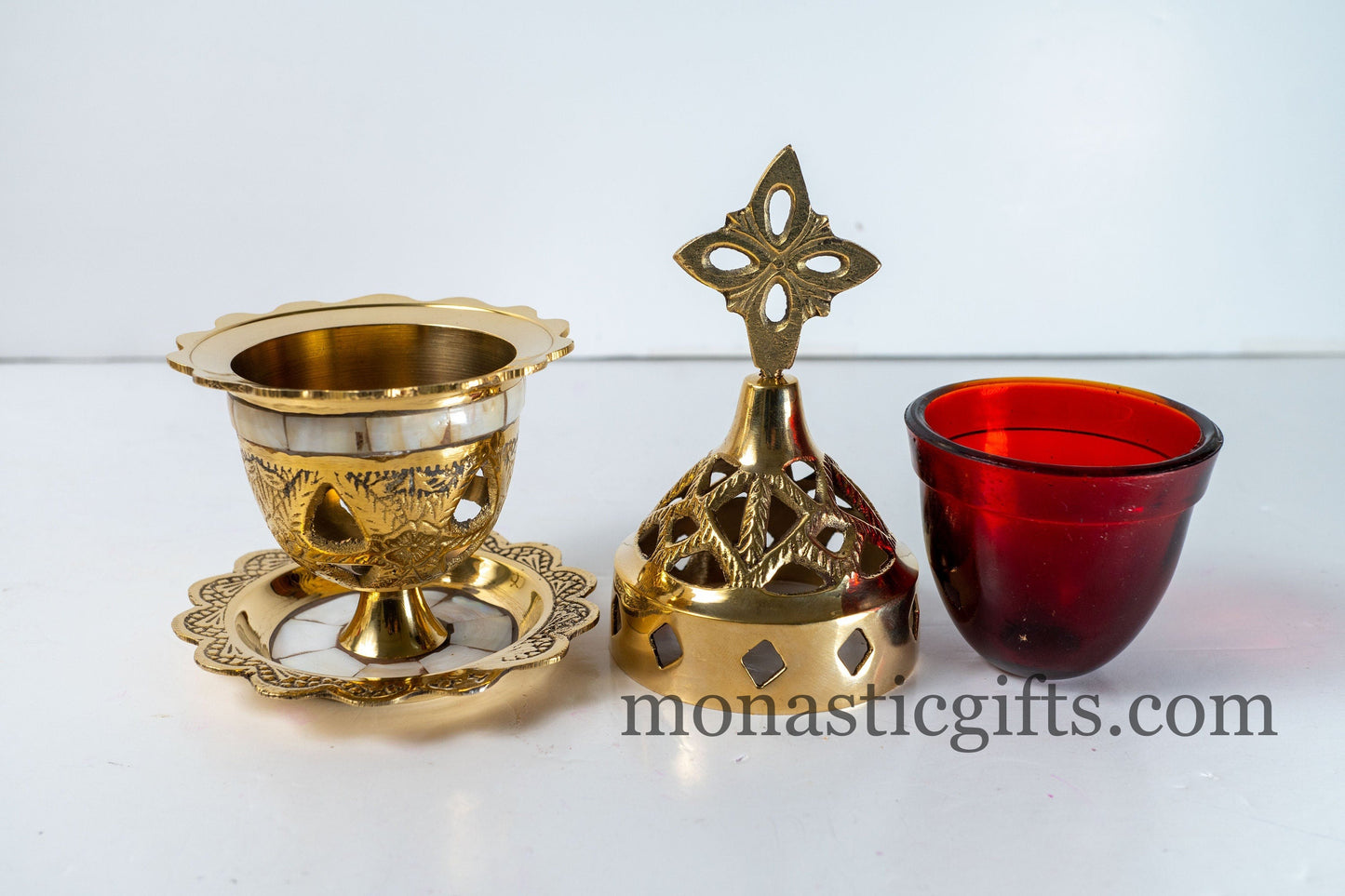 Handmade Brass Standing Oil Lamps with seashell Oil Vigil Lamp Brass - Oil Candle with Glass Cup Home Decor Wall a perfect Christian Gift