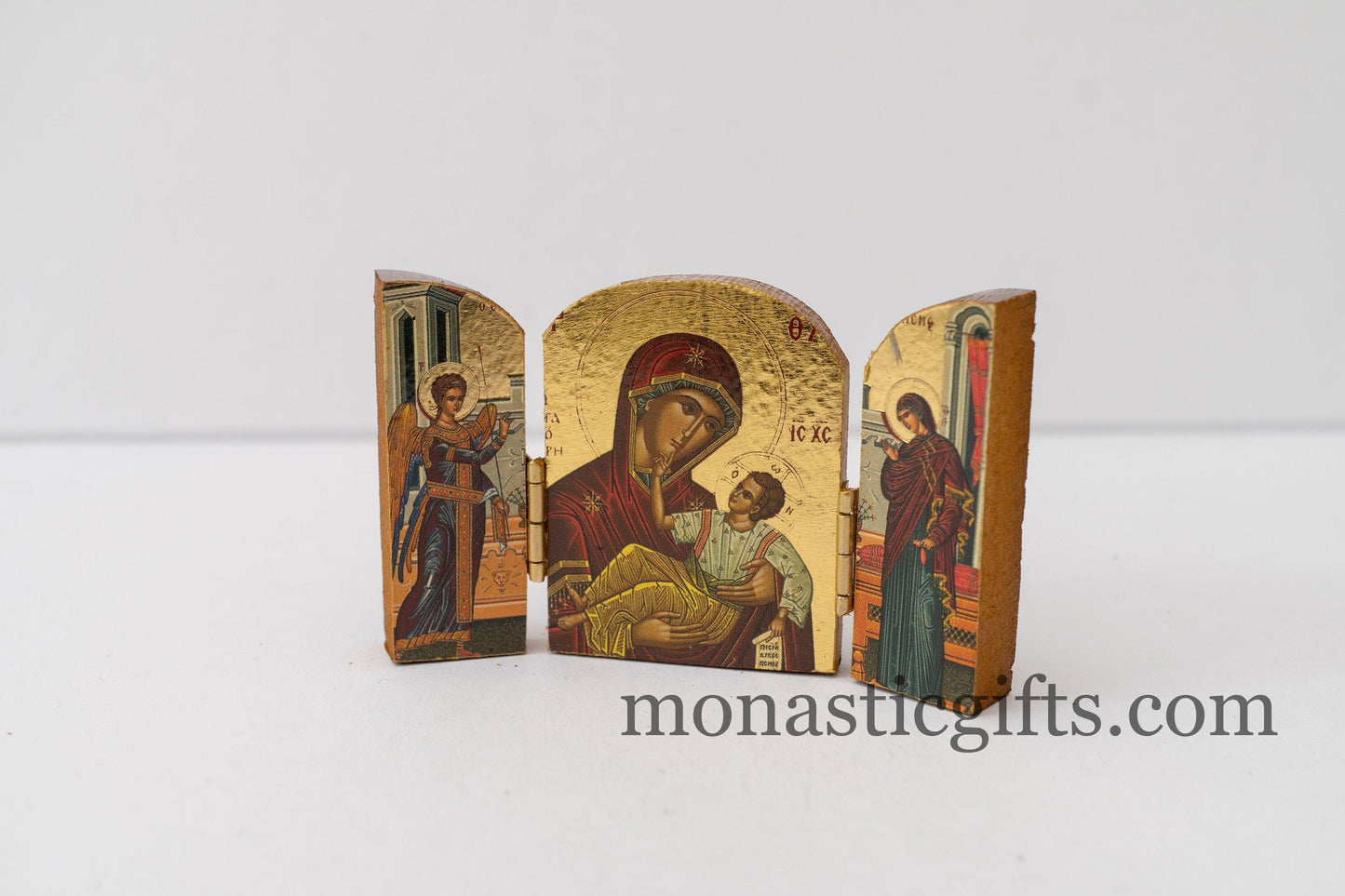 Triptych small wooden Icon withTheotokos and the Virgin Mary's Annunciation on the sides , Home Decor,Orthodox Gift