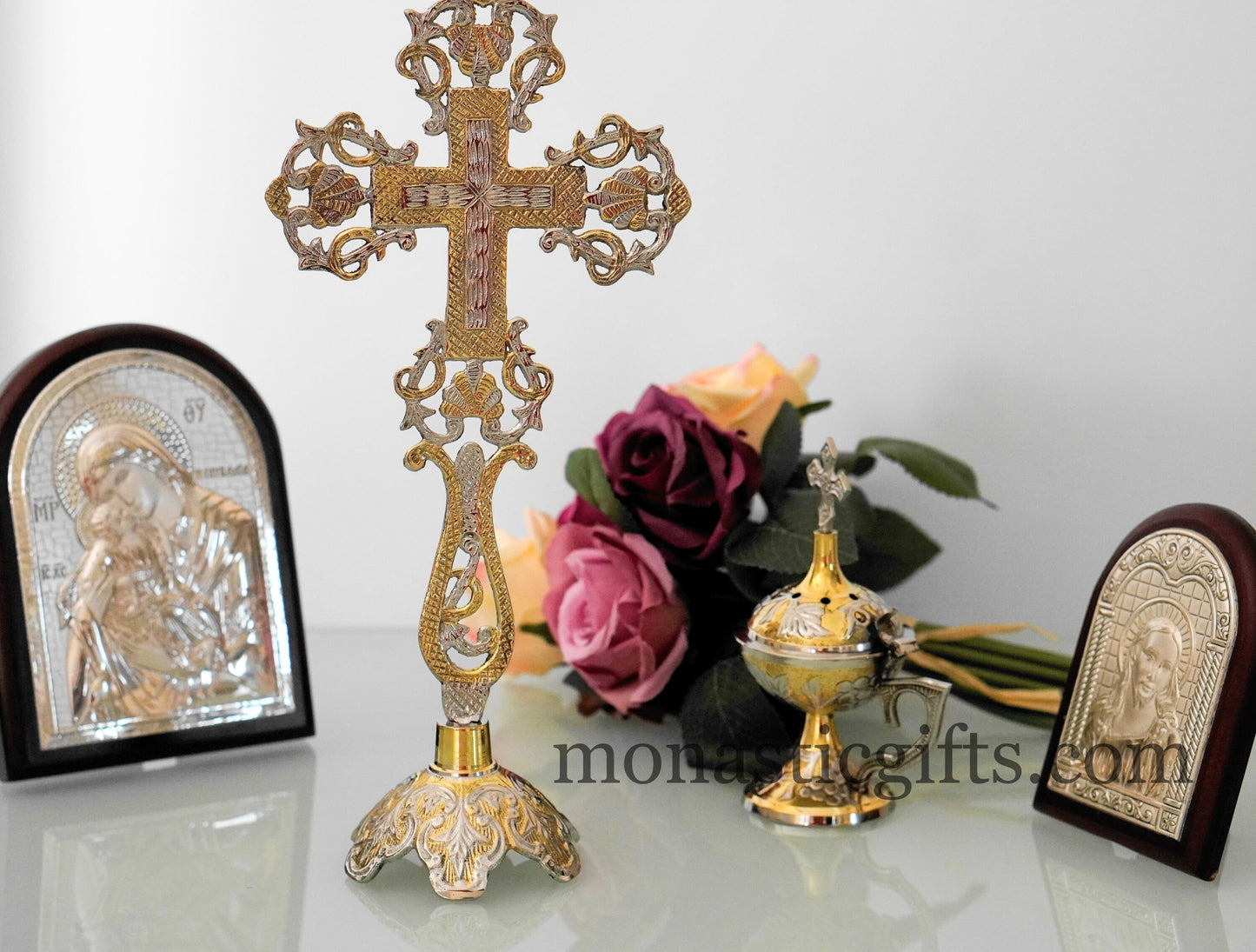 Standing Cross Altar brass nickel - Altar Table Cross Silver Gold Metal - Croce da altare Home Decor a perfect Christian Gift
