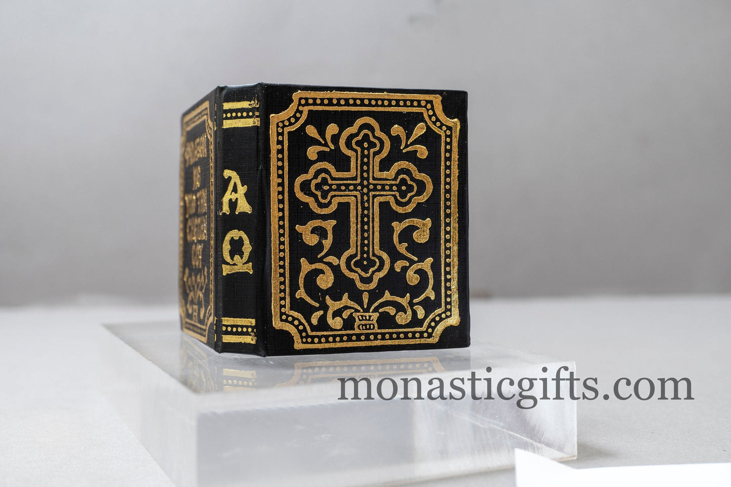 Diptych Icon like small Gospel with the Virgin Mary and Jesus Christ . Greek Orthodox Icon , Home Decor,Orthodox Gift.