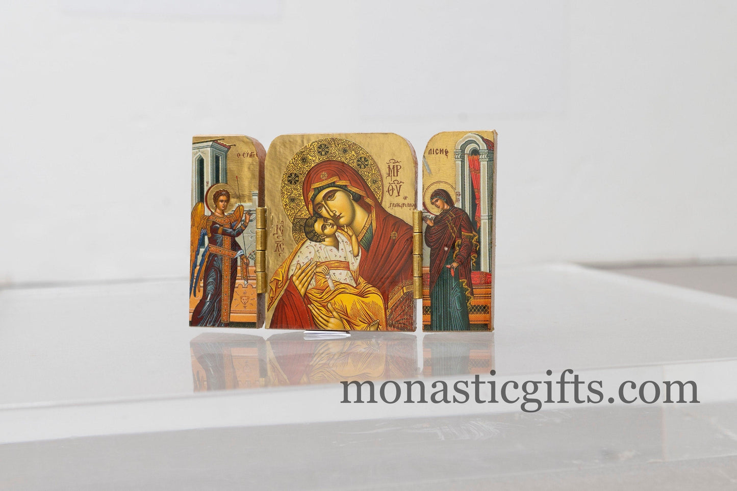 Triptych small wooden Icon with The Virgin Mary Sweetkisses and The Annunciation of the Virgin Mary at the doors, Home Decor,Orthodox Gift