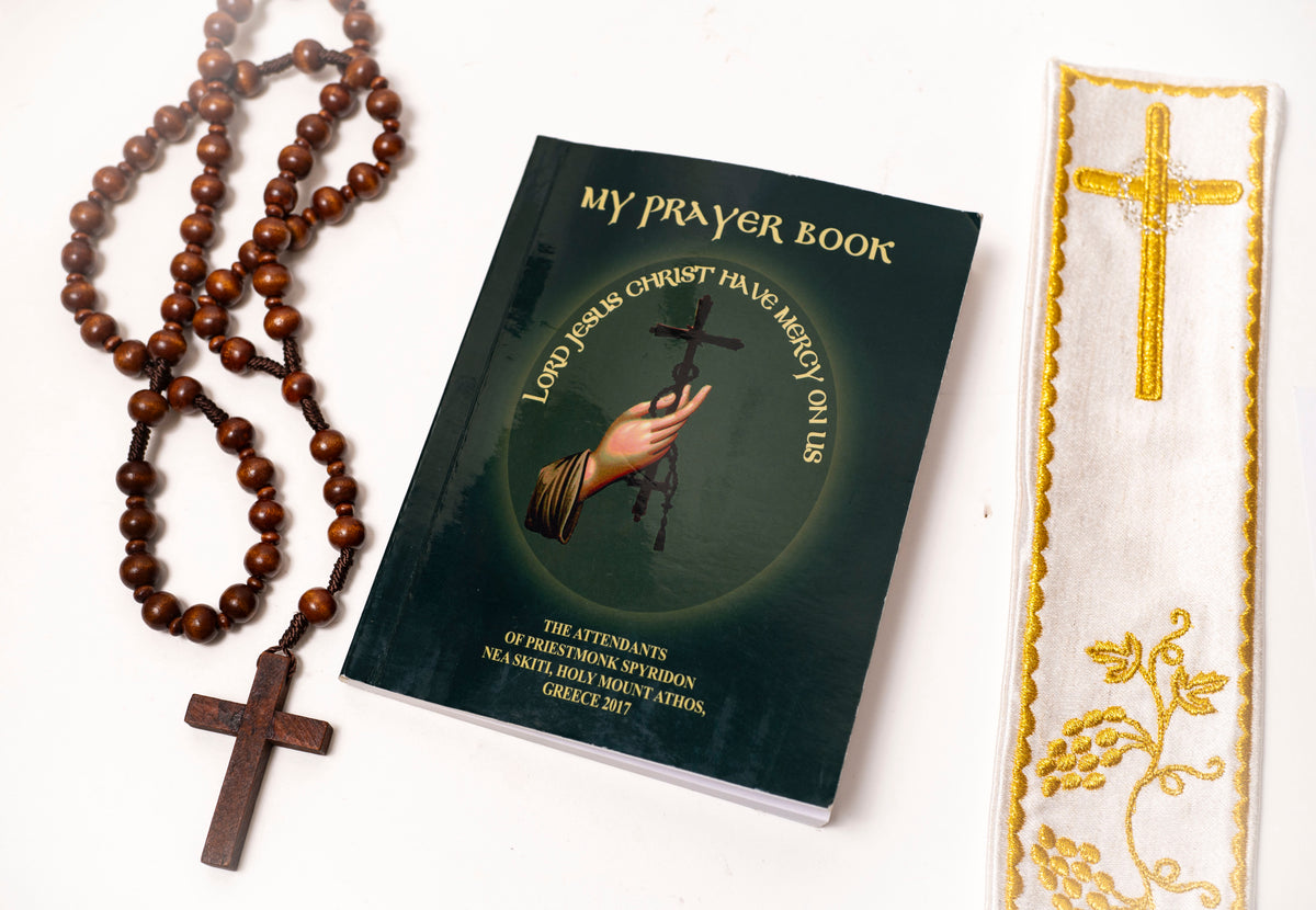 Authentic Orthodox pocket prayer book in English from Mount Athos Nea Skiti, durable hardcover, 3.94 x 5.51" (10 x 14 cm) for travel and daily devotion.