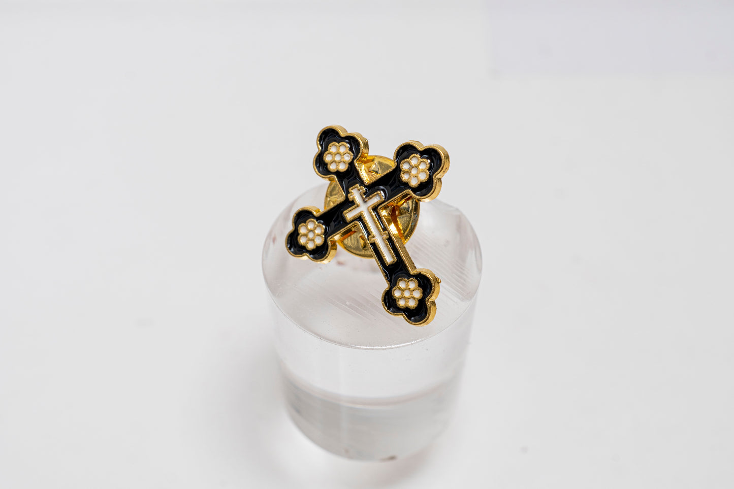 Orthodox Christian Cross Lapel Pin - Handcrafted Enamel Gold Tone Clover Brooch (2cm)
