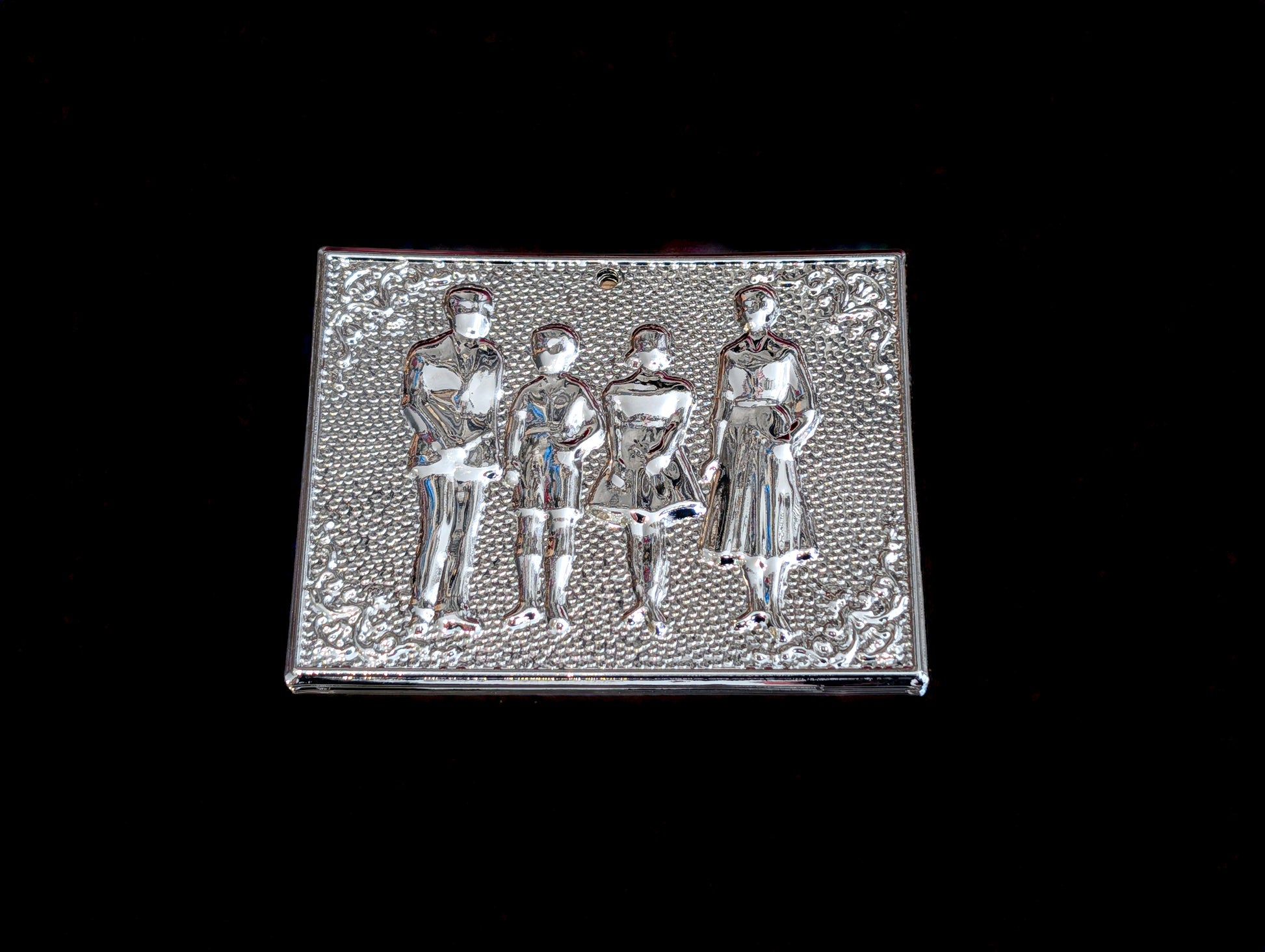 Authentic silver-toned Greek Orthodox family tamata ex-voto metal plaque measuring 6cm (2.3in) width and 8.5cm (3.34in) length for family blessings.