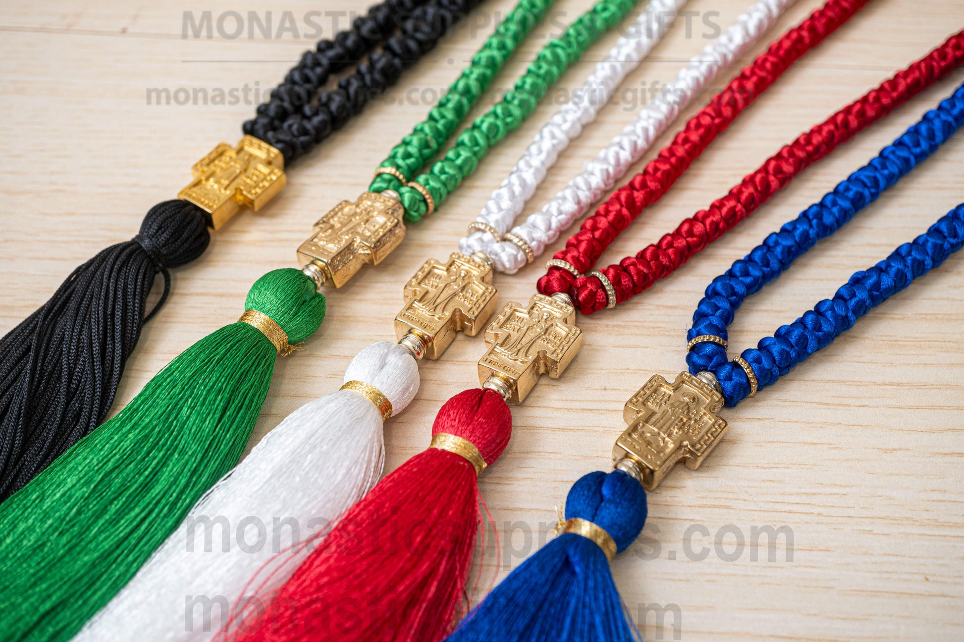 Handcrafted green silk Orthodox prayer rope komboskini 100 knots with gold-plated Virgin Mary cross measuring 45cm (17.7in) loop length.