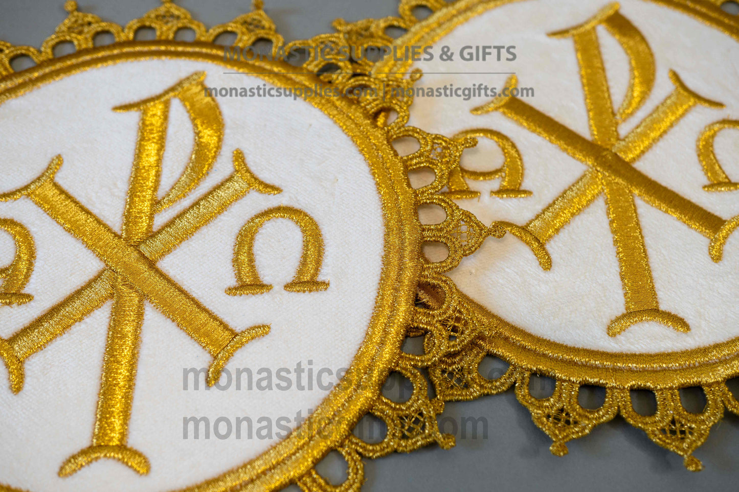 Round White Velvet Altar Mat (Ripidion) with Gold Embroidered Chi-Rho & Lace Trim (16 cm)