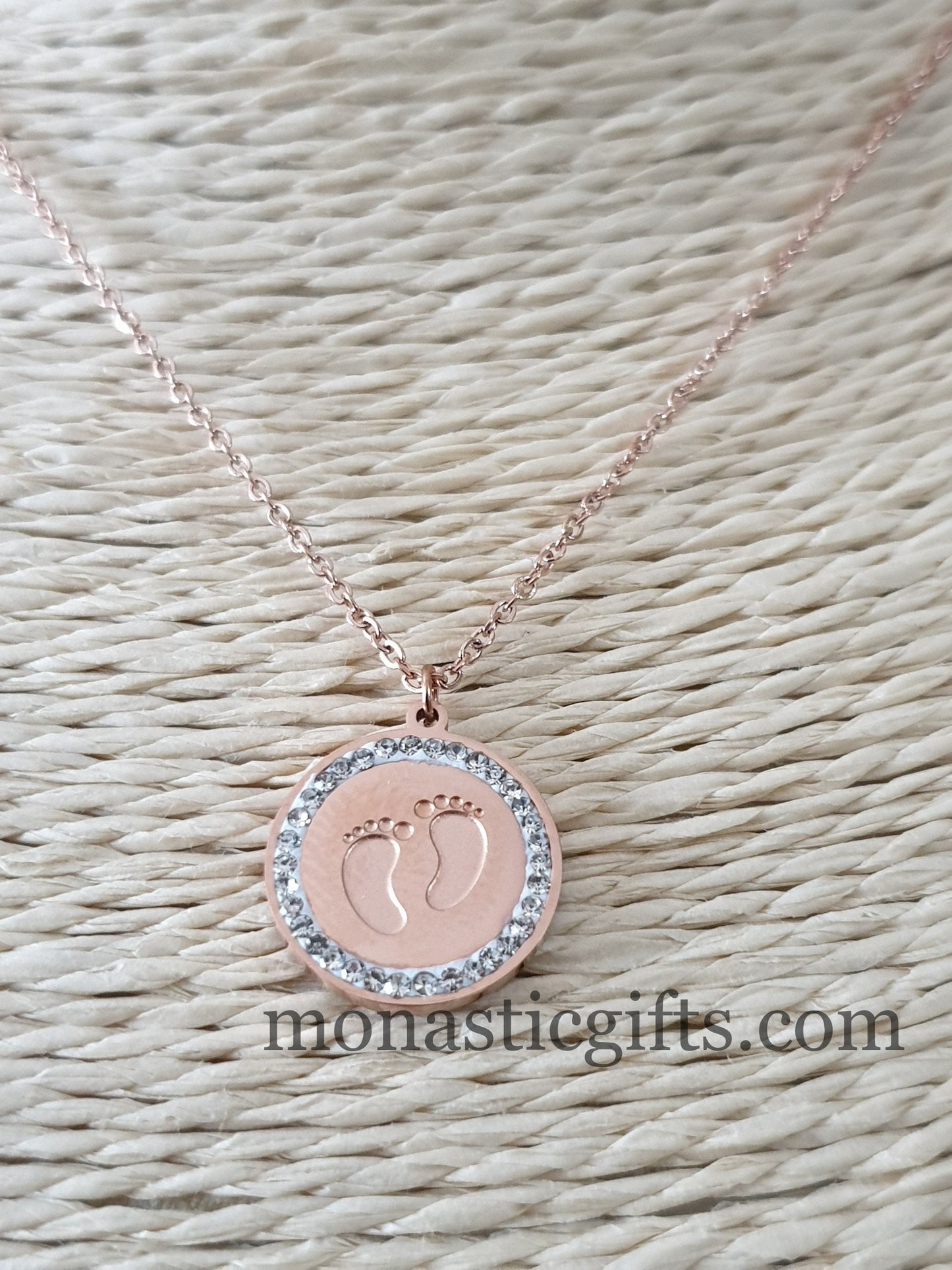 Baby feet necklace for mom, first mothers day gift,  Gift For Mom, Mother Necklace