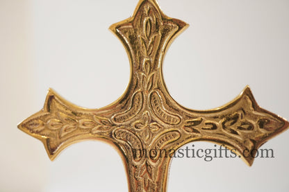 Standing Cross Altar Carved brass - Croce da altare Home Decor  a perfect Christian Gift