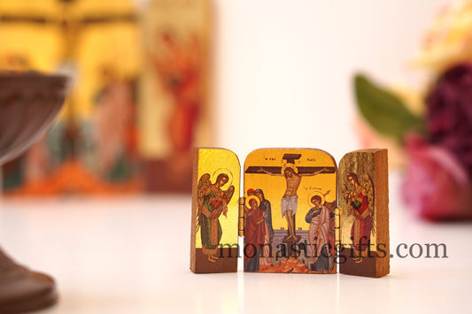 Triptych small  wooden Icon with the  crucifixion of Jesus Christ and Archangels, Greek Orthodox Icon , Home Decor,Orthodox Gift