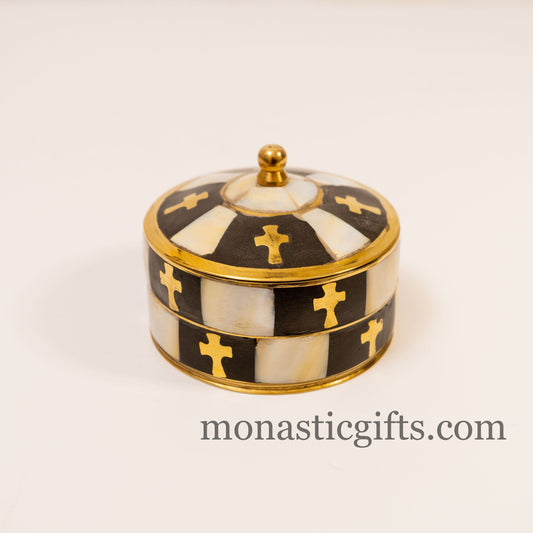 Round brass box with mother of pearl (Sea shell) - Jewelry box a perfect Christian Gift