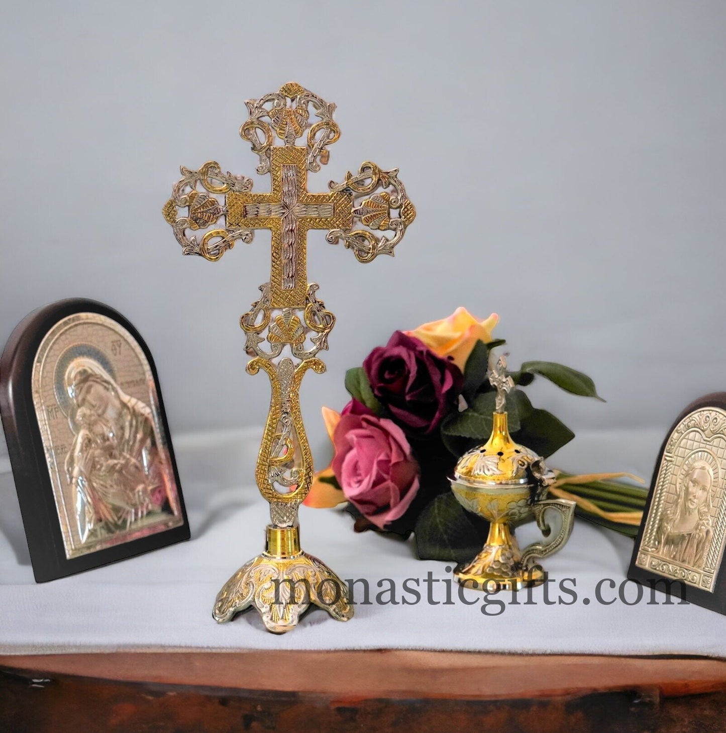 Standing Cross Altar brass nickel  -  Altar Table  Cross Silver Gold Metal  - Croce da altare Home Decor  a perfect Christian Gift